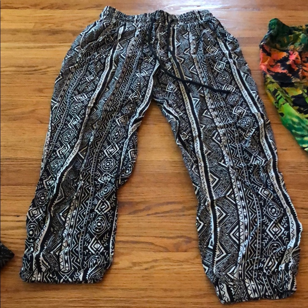 Funky pants! - Picture 3 of 4